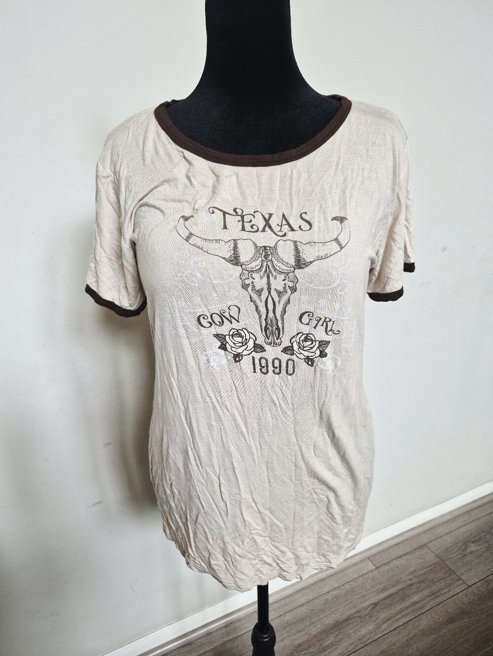 Texas Cowgirl Graphic Ringer Tee - Cream with Brown Trim